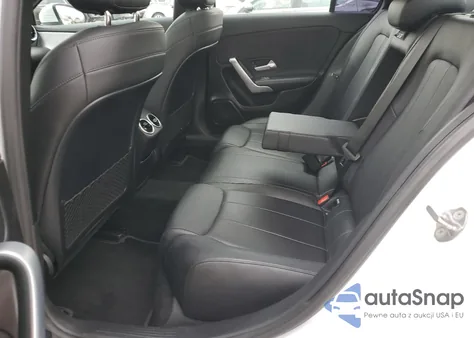 2019 Mercedes-Benz A 220 из США, поврежденный, VIN WDD3G4EB4KW024561